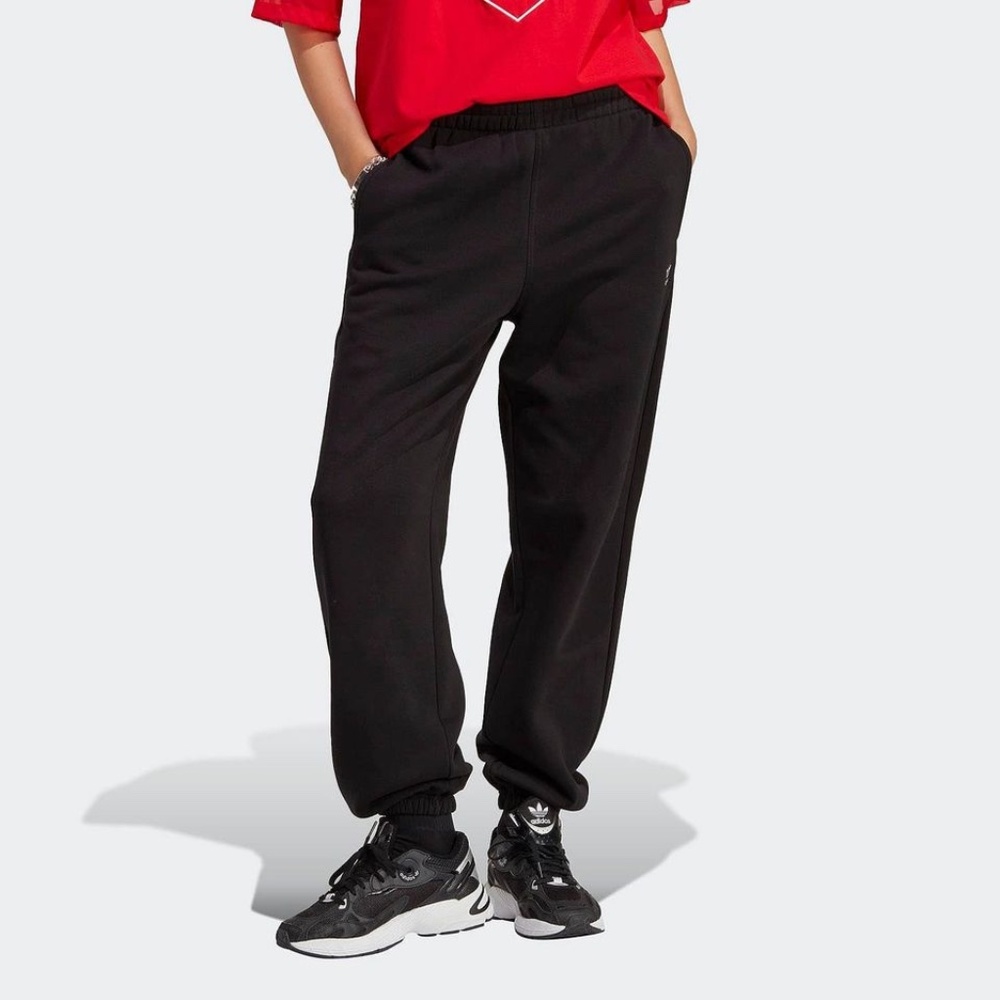 BRAND NEW women adidas essentials fleece black joggers pants size S / M / L / XL